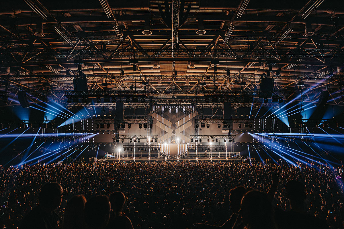 FAIRGROUND FESTIVAL Lodge view